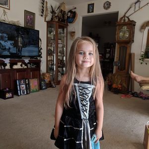 Meet your Posher, Jennie